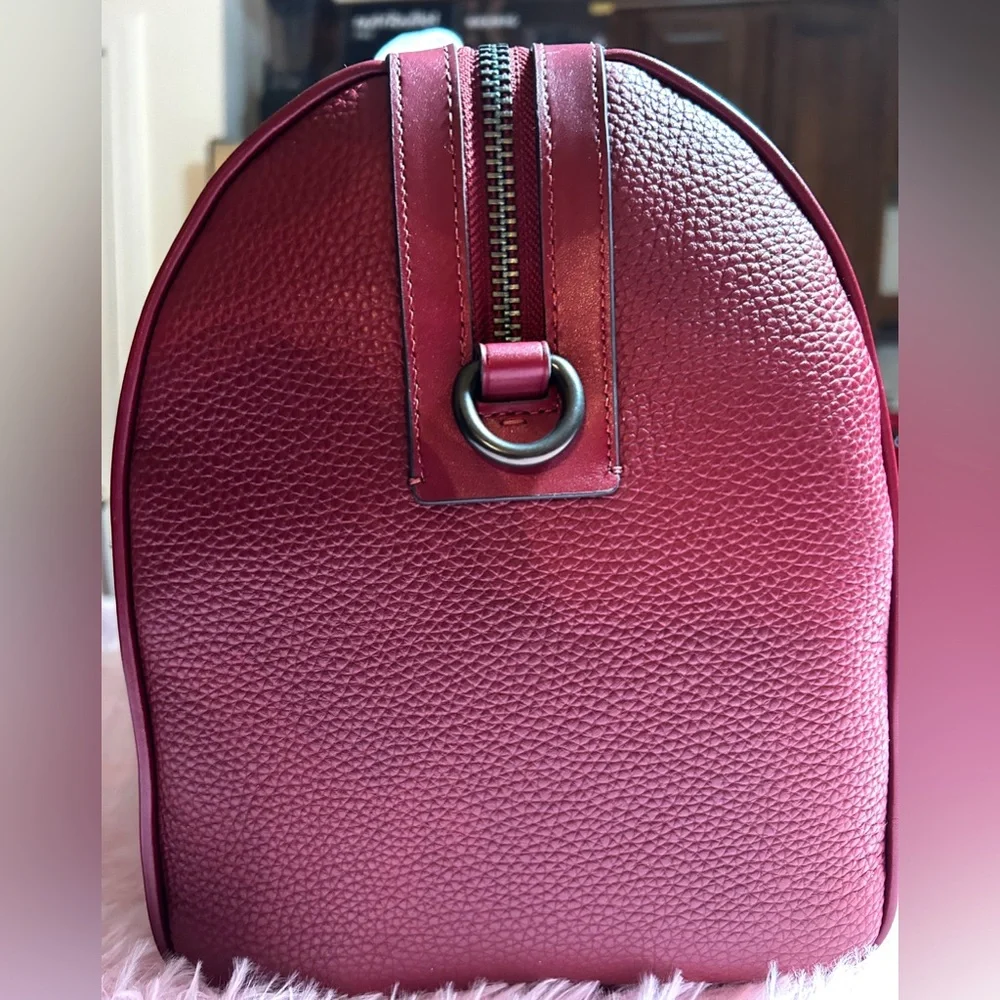 COACH GOTHAM DUFFLE 45/DARK RUBY - Picture 5 of 11